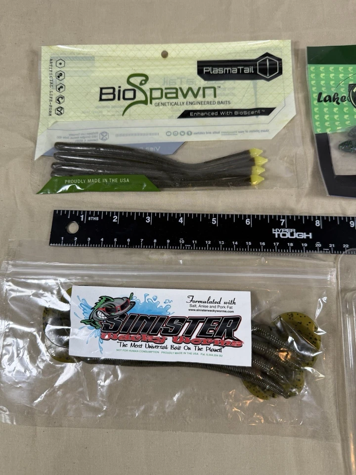 LOTE de 5 pacotes de plásticos macios para pesca de robalo - lagostins, vermes, sombra robusta - Imagem 2 de 4