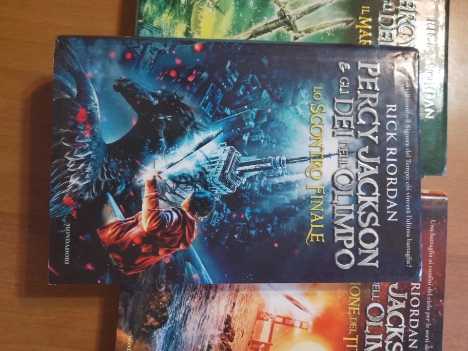 PERCY JACKSON E GLI DEI DELL'OLIMPO SAGA 5 LIBRI  - RICK RIORDAN ( COP. RIGIDA ) - Immagine 4 di 4