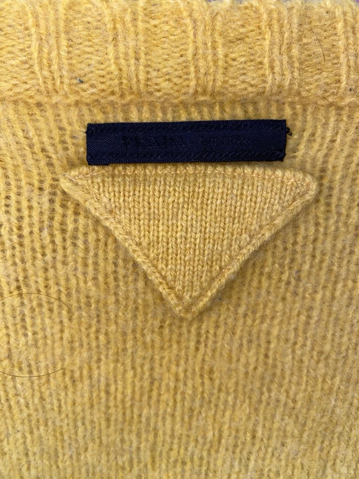 Prada 黄色香蕉毛衣 Lg — 第 4/4 张图片
