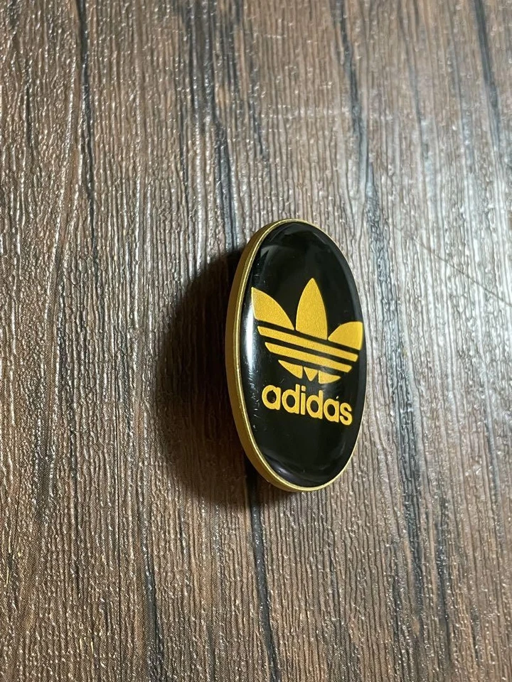 Adidas Vintage Lote Broche Prendedor Hombres Edición Limitada Modelo Raro Accesorio VHTF Sp Foto 4 de 4