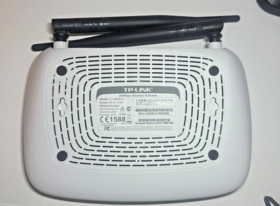 Icom IP1000C IP Radio System Kit w/ 2 IP100H Radios Chargers