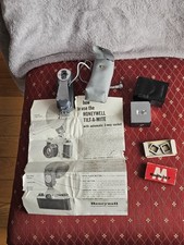 Honeywell Tilt-a-mate Flash + Rolleiflash 16 + Minolta 16 P Close up No 1 & 2