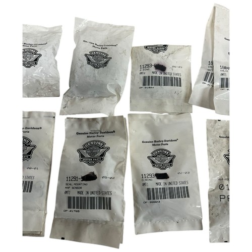 Large 20 piece lot of NOS Harley-Davidson Motorcycles Bolts O-rings Seals Misc - Picture 3 of 9