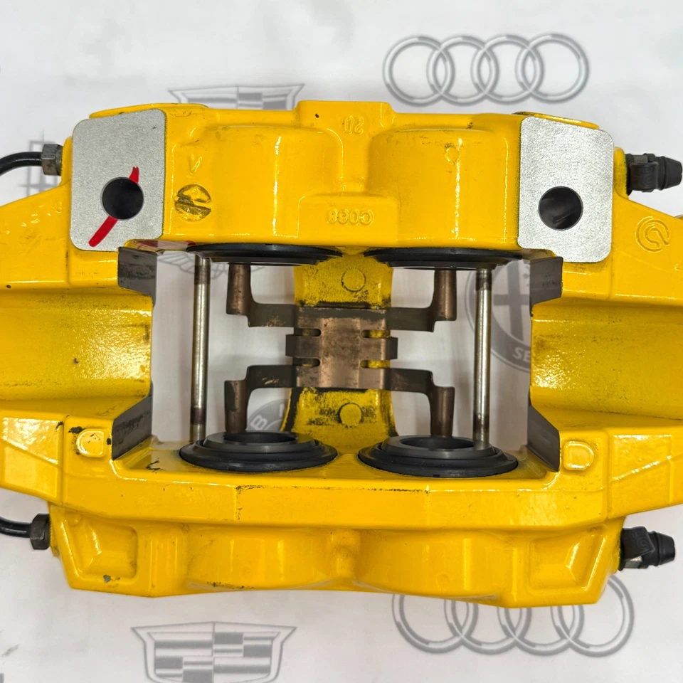 Pinza de freno delantera izquierda Alfa Romeo Stelvio 2017-2022 amarilla OEM 20J0510907L Foto 2 de 4