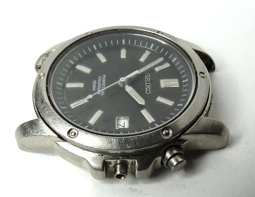 VTG JAPAN QUARZ MEN SEIKO 6A32-00B0 SPORT PERPETUAL CALENDAR 100M WRISTWATCH