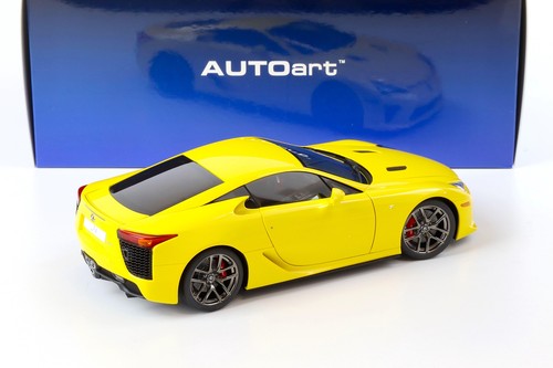 1:18 Autoart Lexus LFA 2010 amarillo perla 78854 - Imagen 5 de 6