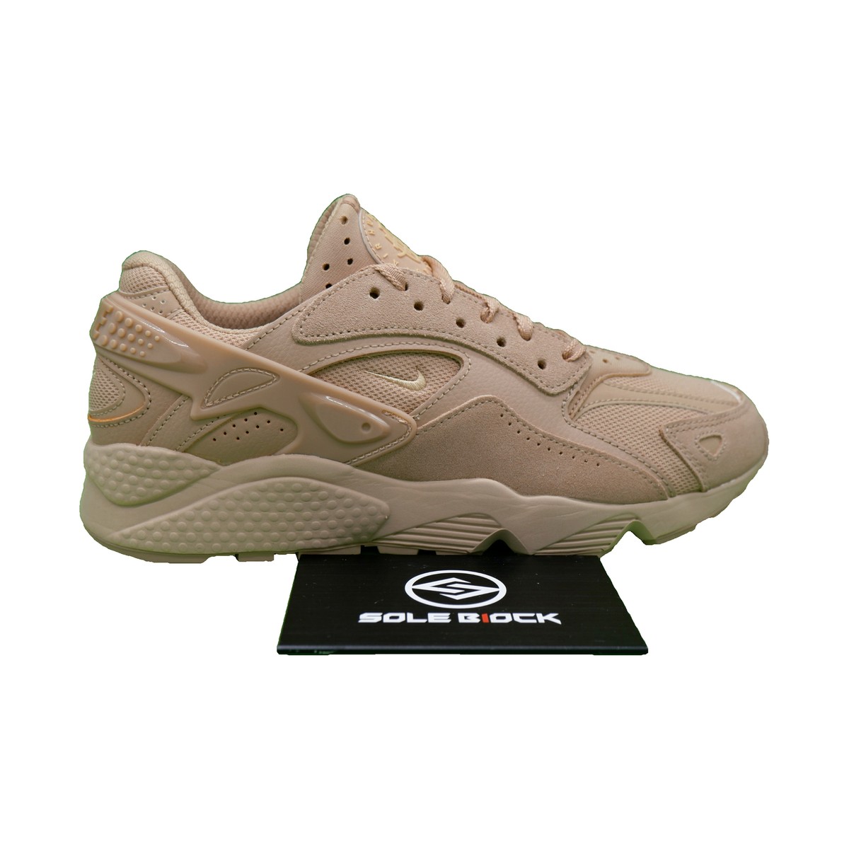 Level SS/New - Nike Air Huarache Runner 