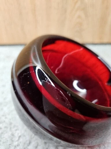 Vintage MCM Viking Glass Ashtray Orb Round Red Ruby Glass Mid Century - Image 3 of 4