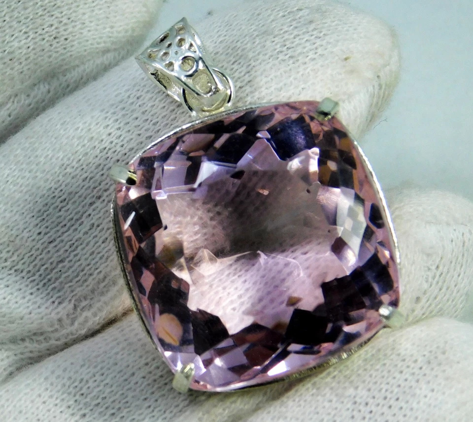 Colgante de kuncita rosa brasileña natural de 120,10 quilates certificado piedra preciosa de corte radiante Foto 4 de 4