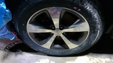 Wheel 18x7 5 Spoke Polished Face With Gray Pockets Fits 19 Cherokee 1024424