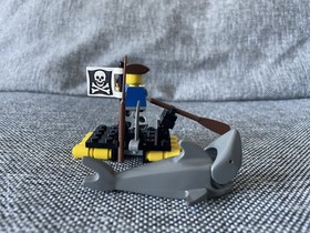 Vintage Lego Pirates Set 6234 Renegade's Raft 100% complete