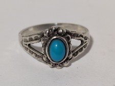 VINTAGE STERLING SILVER SPLIT BAND ORNATE TURQUOISE STONE SIZE 8 RING 3.1 GRAMS
