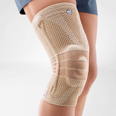 Bauerfeind Knieorthese Genutrain A3 beige linke Knieorthese bei Gonarthrose Beje