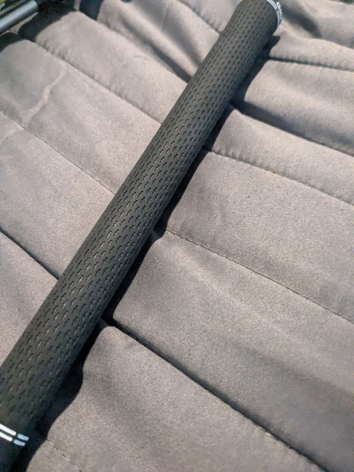 Right Titleist TSR3 3 hybrid.19.hzrdus black gen4 6.0/80 stiff - Image 3 of 4