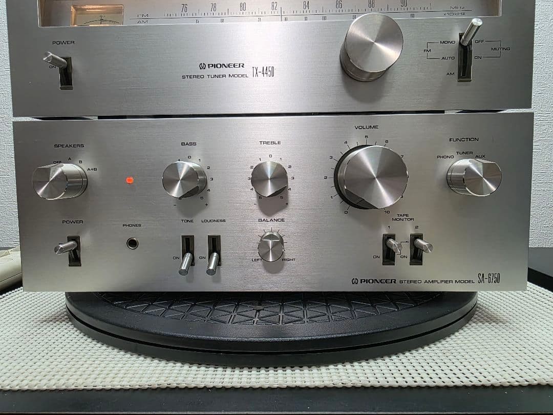 Pioneer SA-6750 Amplifier + TX-4450 Tuner Vintage Hi-Fi Silver