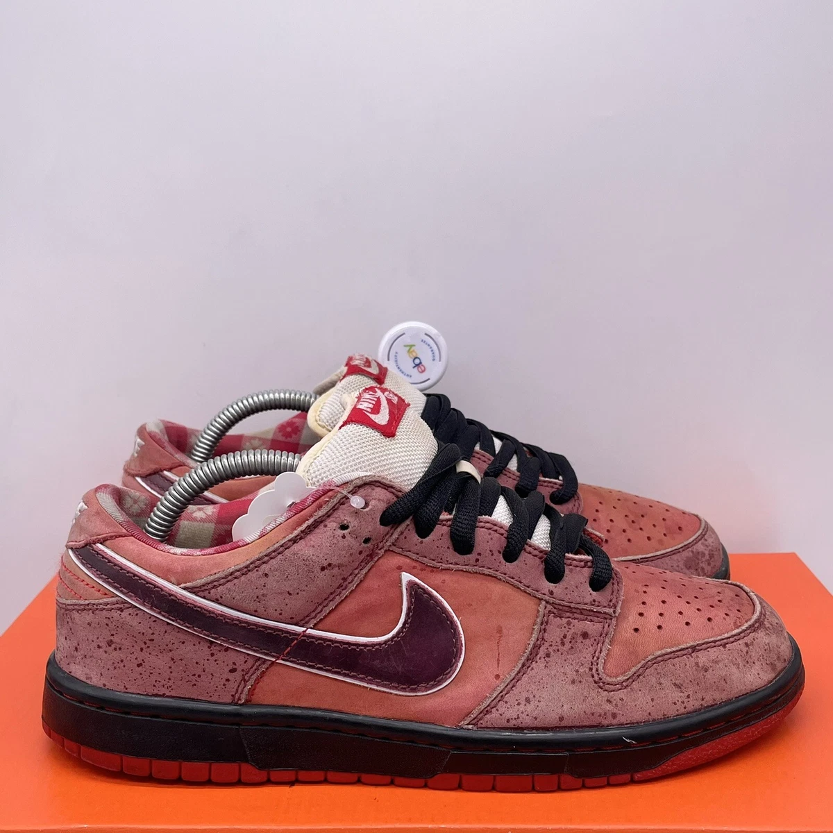 2008 Nike SB Dunk Low Concepts Red Lobster Sneakers 313170-661 Mens Size 8.5
