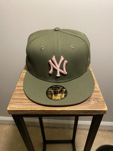 Yankees New Era Fitted Cap 7 5/8 Hat 
