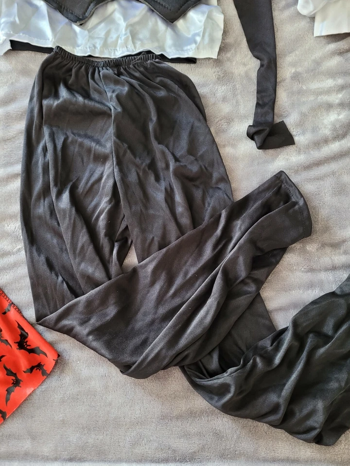 Fantasia infantil de vampiro Halloween tamanho 3-4 anos - Imagem 4 de 4