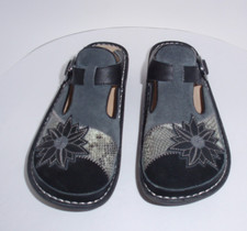 Mule Leather Upper Floral Comfort Shoes for Women for sale Mule Leather Upper Floral Comfort Shoes for Women for sale