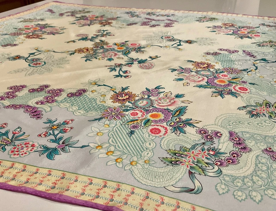 Bufanda vintage para mujer OSCAR DE LA RENTA estampado floral 100 % seda 36" x 36" Japón Foto 3 de 4