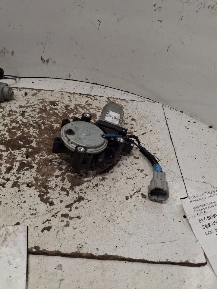 Motor de ventana eléctrica derecha pasajero delantero compatible con 04-15 ARMADA 14081505 Foto 2 de 4