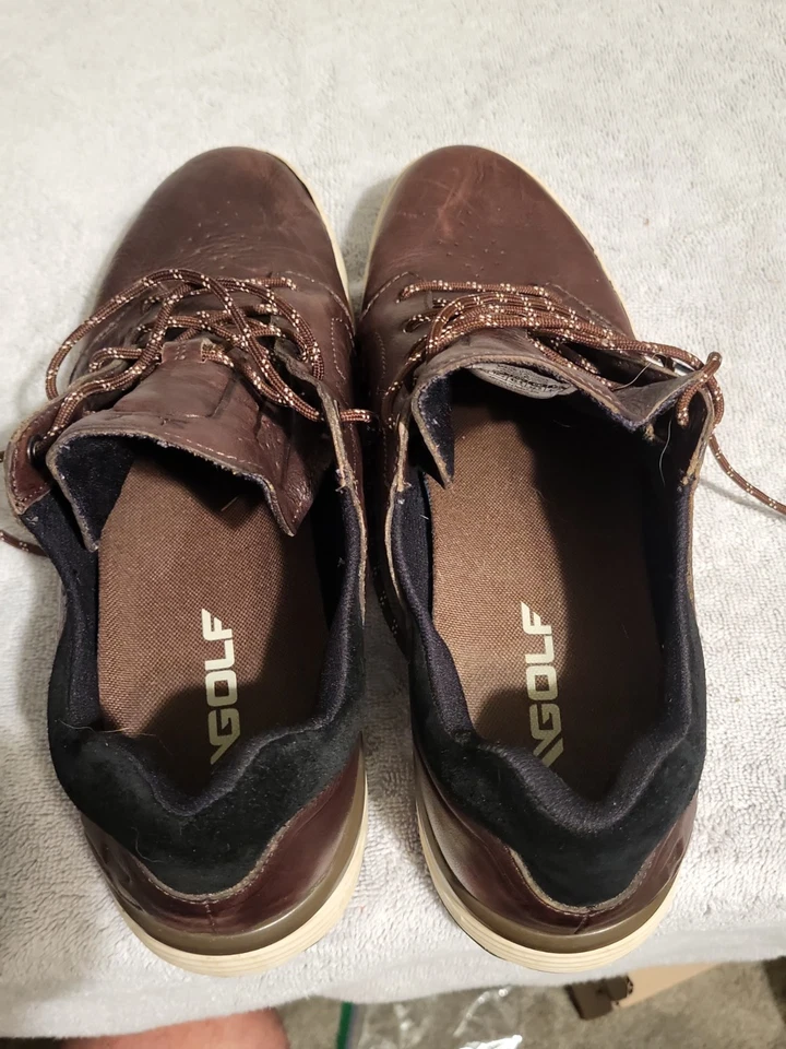 Tênis de golfe Under Armour couro marrom tamanho 11.5 confortável ligeiramente usado  - Imagem 3 de 4