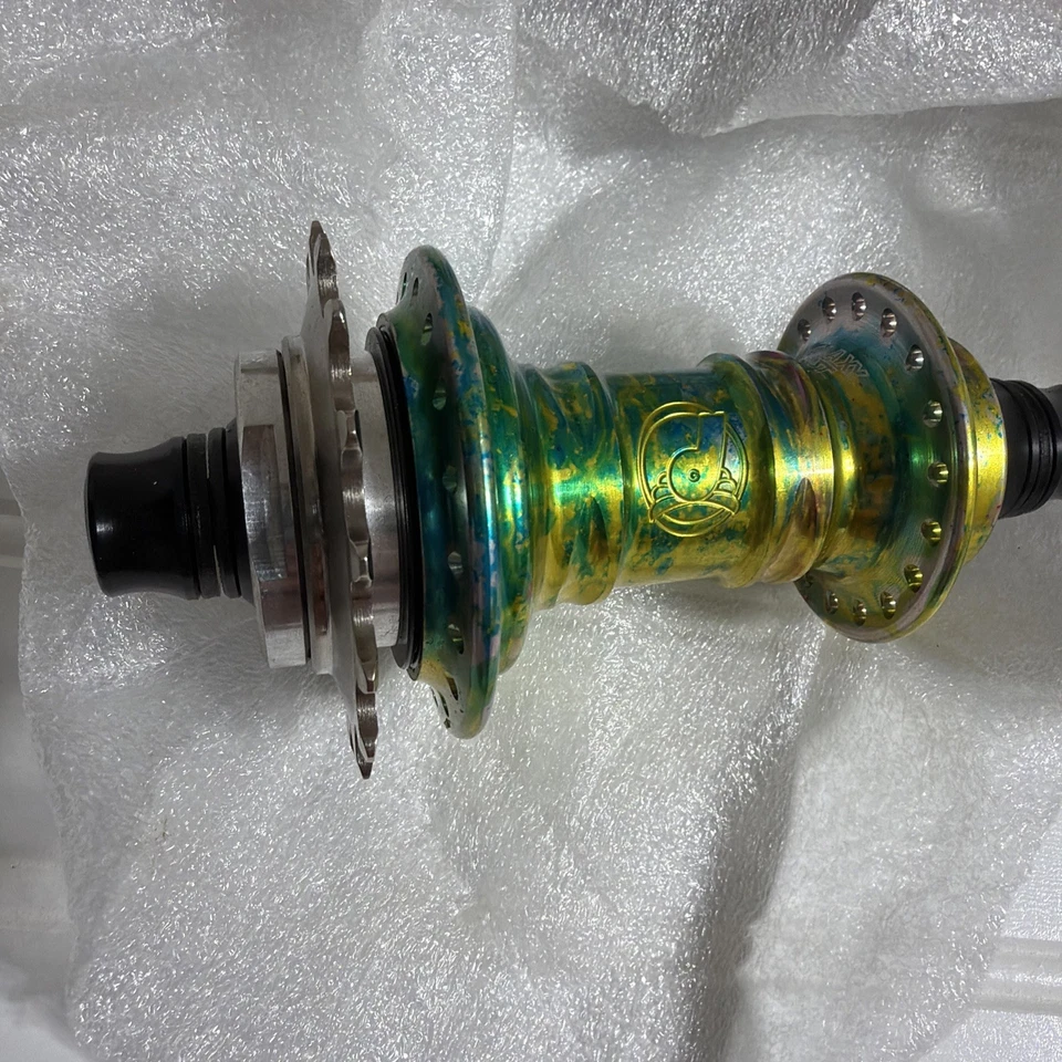 MINI HUBSET PERFIL RACING GALAXY RUST LIMITED BMX EYES 16T RHD - Imagem 2 de 4