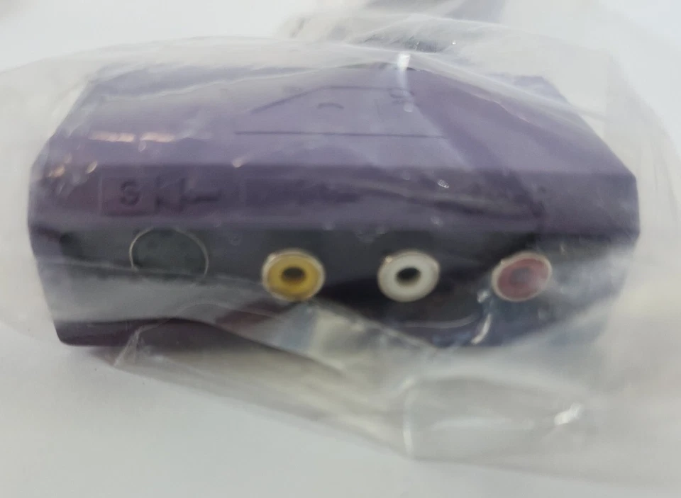 GENUINE ATI 8-Pin Mini Din TO 4 PIN S-Video 3 RCA Component Adapter Purple - Image 2 of 3