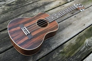 Aloha Ukulele Ebony Wood Soprano, Concert, Tenor ou Baryton avec/sans EQ