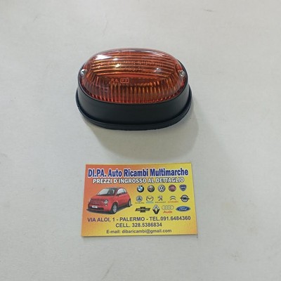 LUCE POSTERIORE CON Lampeggiatore Tondo ⌀ 132 Trattore Oldtimer Agricolo Destra EUR 8,90 - IT - 9
