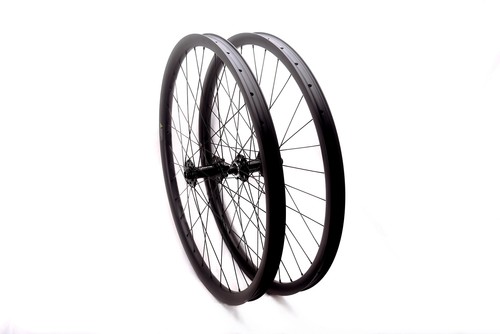 26/27.5/29 Inch 700C Disc Brake Carbon Fiber Wheelset Mountain Bike Wheelset - Picture 12 of 15