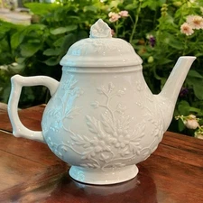 Ceralene Hawthorne by RAYNAUD Tea Pot with Lid Limoges FRANCE Pristine! 4 Cup