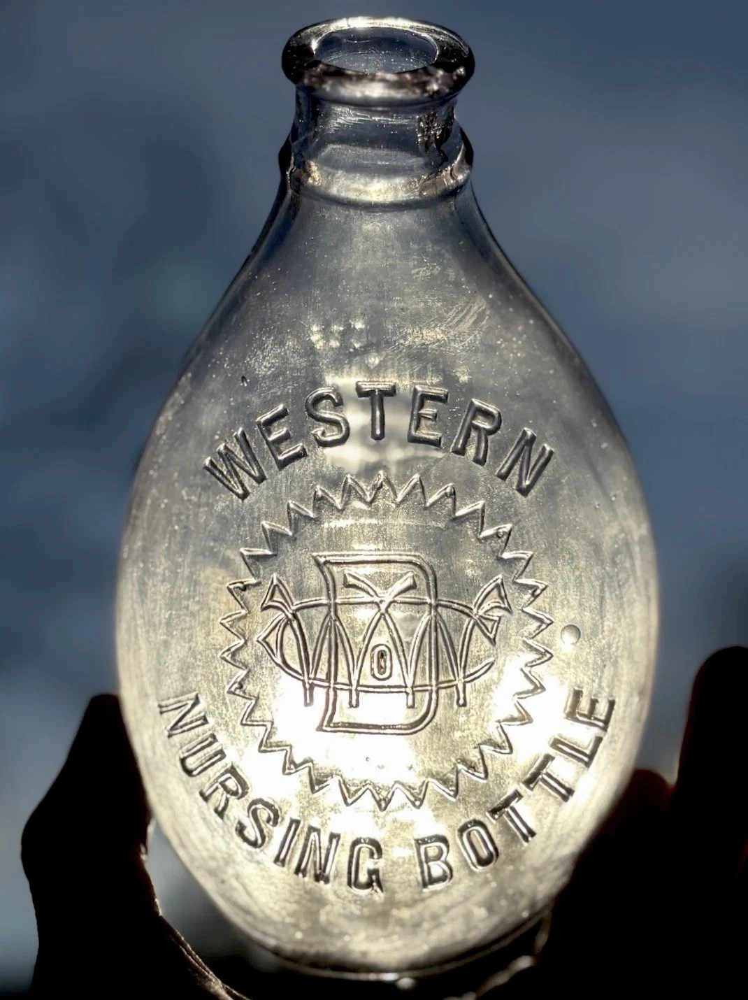 WESTERN - NURSING BABY BOTTLE - Antique Embossed Victorian Baby food Jar BOTTLE
Opens in a new windo