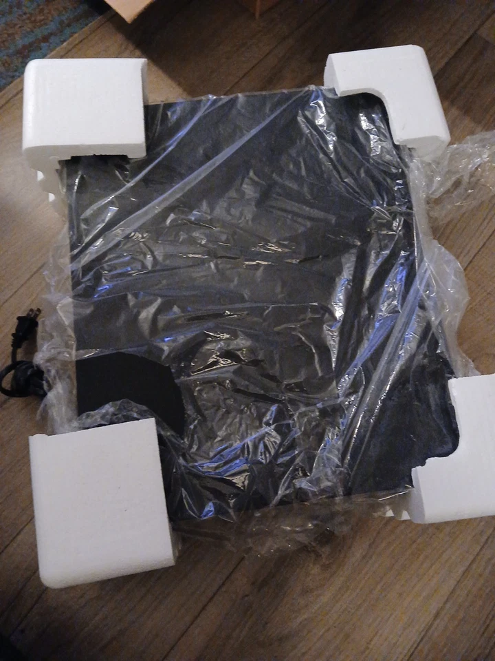 NEW Teac PD-D5691 Multi Disc 5 CD Player NOS in Box with Remote & Manual Brand - Image 4 of 4