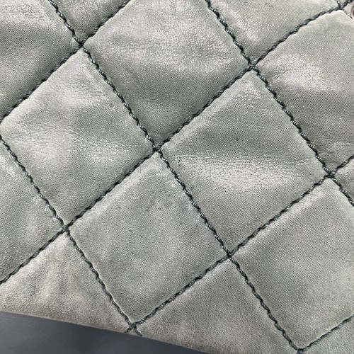 Chanel 19 Bag Green Silver Tone Quilted Aged Calfskin Leather Shoulder Handbag - Picture 12 of 24