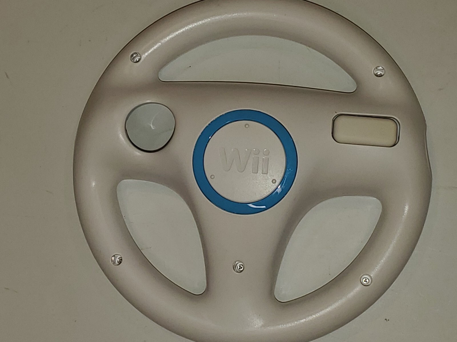 Vintage 2008 Super Mario Kart Nintendo Wii Video Game & Steering Wheel Complete