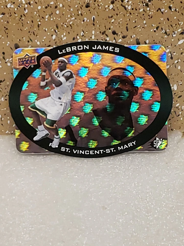 🤩FUTURE HOF🤩LEBRON🤩 🤑JAMES🤩SPX💥2014-15💥HOLOVIEW💥DIE-CUT🌟MINT🌟CONDITION - Image 2 of 4