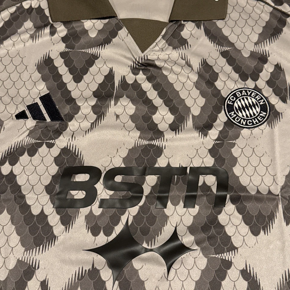 Camiseta de fútbol marrón Adidas Bayern Munich BSTN 2024-25 para hombre 2XL XXL Alemania Foto 4 de 4