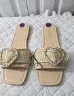 Juicy Couture 蓝宝石心扣平底凉鞋 8.5 码全新 
