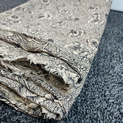 Vtg Cotton Rayon Blend Floral Black Flowers on Tan Fabric 2 Pieces 1 yd Ea x 58" - 第 6/7 張圖片