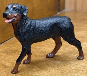 Breyer Companion 1524 Black Brown Rottweiler Dog 2003 Animal 3.75" Tall