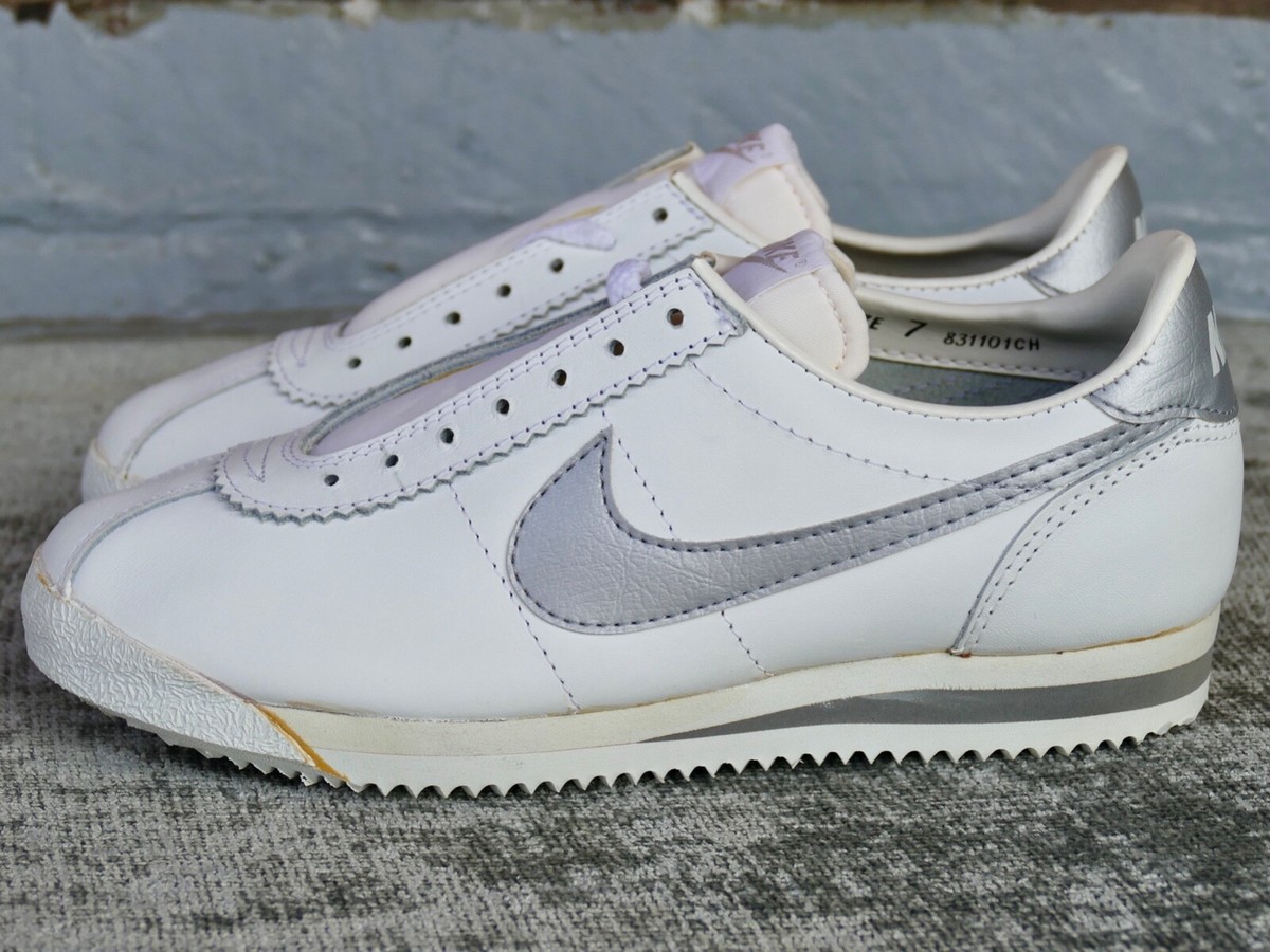 70s 80s ヴィンテージ 極美品 VINTAGE NIKE CORTEZ Vintage 1980s Nike Cortez Running Shoes Blue (Women's 6