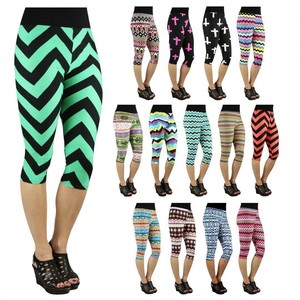 patterned capri leggings