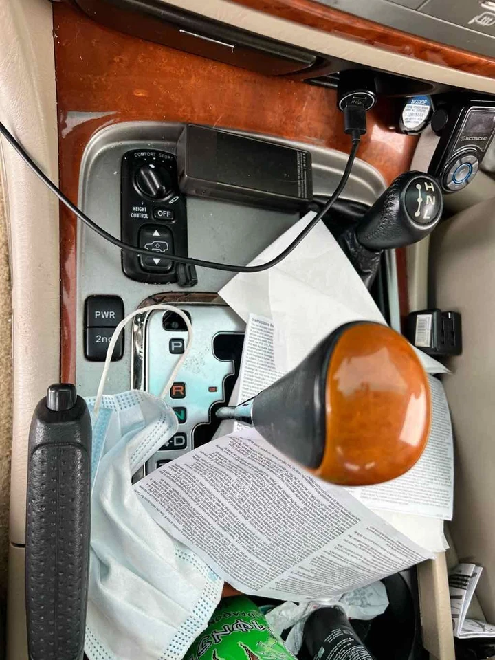 Cilindro maestro de freno usado se adapta a: 2003 Lexus LX470 ABS con control de deslizamiento grado A Foto 3 de 4