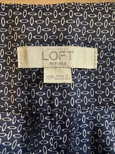 LOFT Women's Size 10P Petite High Rise Shorts Zipper 100% Polyester Blue Navy - Picture 3 of 5