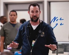 NOAH WYLE signed autograph 20x25cm THE PITT in person autograph ACOA