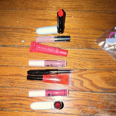 Popfeel Manna Kadar Bright Red Lipsticks Lip Glosses Sample Full Size Lot