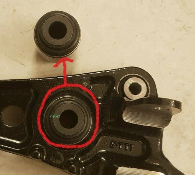 JAGUAR NEW XJ X351 FRONT LOWER WISHBONE CONTROL ARM BUSH ONLY! Genuine