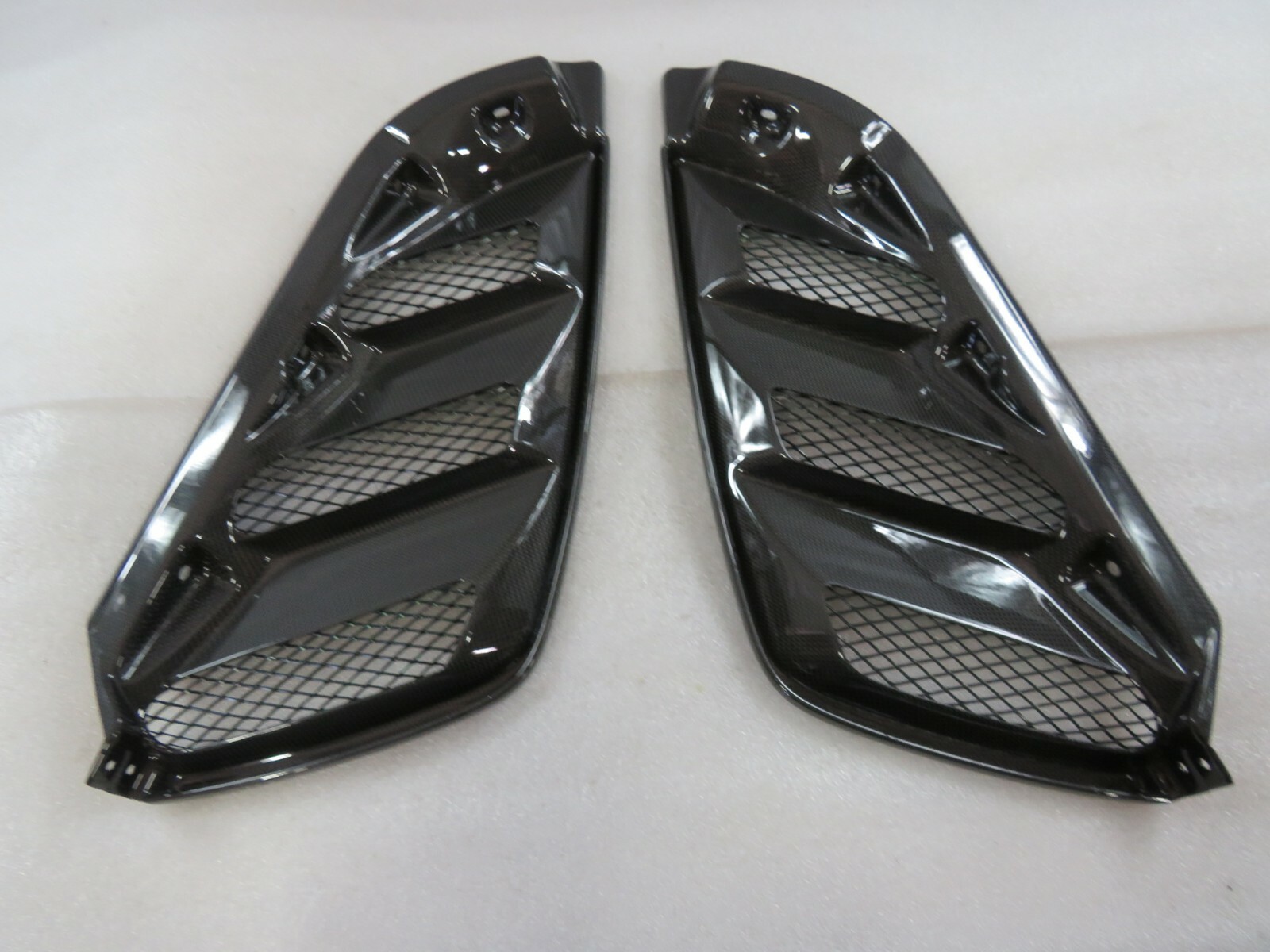 other see details Ferrari 488 Spider Carbon Fiber Rear Lid Louvers 1x1   G2U