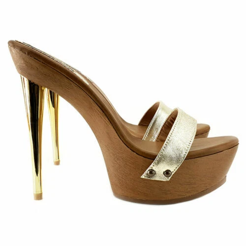 Sandalias y chanclas de mujer de color oro